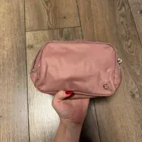 کراس بادی لولولمون|کیف، کفش، کمربند|تهران, نظامی گنجوی (توانیر)|دیوار