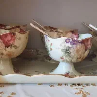 سرویس بستنی خوری