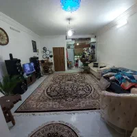 اپارتمان طبقه اول ۹۰متر زیربنا دو خواب رباط طرق