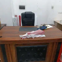 میز ریاست و صندلی اداری