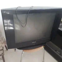 تلویزیون رنگی ۳۱ اینچ قدیمی گرده دار