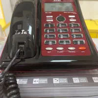 تلفن رو میزی