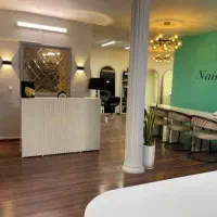 اجاره لاین ناخن و رنگ و لایت فیشال و پدیکور مژه