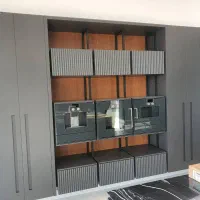 طراحی و اجرا انواع کابینت‌ و کلوزت