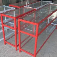 ویترین دو متری