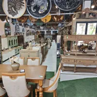 فروشنده آقا نیازمندیم سرای میز ستاره البرز