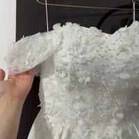 لباس عروس|لباس|رشت, بوسار|دیوار