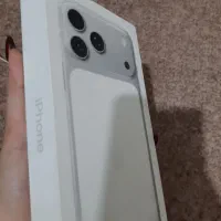 آیفون 17 پلمپ