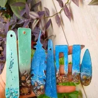 رزین گردنبند گیر سر بوکمارک|بدلیجات|خرمآباد, |دیوار