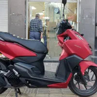 کلیک واریو ۱۶۰ اصلی  ۱۴۰۱|موتورسیکلت|تهران, مظاهری|دیوار