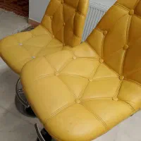 دوعدد صندلی جک دار وچرم. گردن وقابل تنظیم