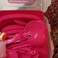 سرویس پیک نیک و سفر ۷۰ پارچه مناسب جهیزیه|ظروف نگهدارنده، پلاستیکی، یکبارمصرف|همدان, |دیوار