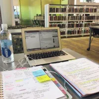 خدمات هوش مصنوعیی و یادگیری ماشین