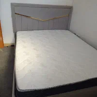 تخت خواب به همراه تشک طبی نو و تمیز