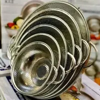 آبکش پانچ 6تایی دسته دار و پایه دار کیفیت درجه یک|آب‌چکان و نظم‌دهنده ظروف|قم, نیروگاه|دیوار