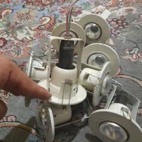 هالوژن در حد نو سالم با لامپ و سر لامپ کامل