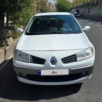 مگان ۲۰۰۰ اتومات