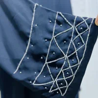 مانتو عبا|لباس|اهواز, زندوکیلی|دیوار