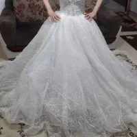 لباس عروس در حد نو