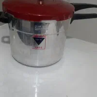 زود پز بزرگ نو نو|ظروف پخت‌وپز|سراب, |دیوار