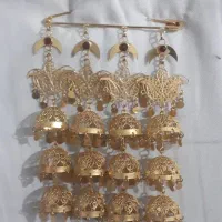 سوزن زیبا ۳۴گرم وگلوبندزیبا ۳۴نونو ۲۷۰بالاتابلو