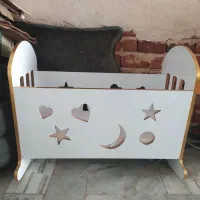 گهواره نوزادی در شهر مراغه