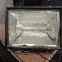 فروش پرژکتور۱۰۰۰وات