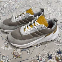 کتونی اورجینال ادیداس سایز 41 در حد نو