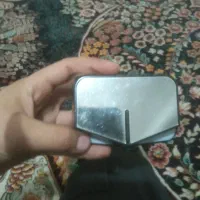‌یک‌ساعت‌هوشمند‌و‌یک‌ایر‌پاد