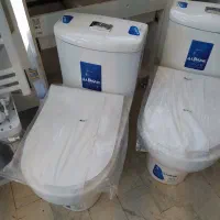 توالت فرنگی خودشور وساده.خروجی ده.آرام بند.مکانیزه