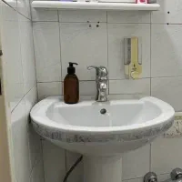 روشویی و آینه