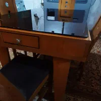 میز و صندلی
