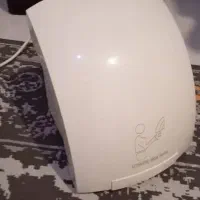 دست خشک کن اتوماتیک