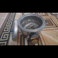پلوپز قدیمی برقی داخلش توی عکس مشخصه