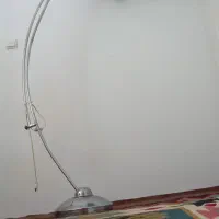 فروش آباژور ایستاده سالم کارکرده تنظیم کننده داره