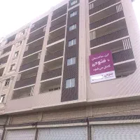 آپارتمان ۱۰۱ متری رو به نما نوساز+سند+پارکینگ