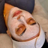 خدمای پاکسازی و فیشال با متریال درجه یک