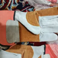 دستکش کار|ابزارآلات|ری, شهادت|دیوار