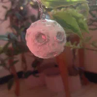 گردنبند ماه سفید نقره ای