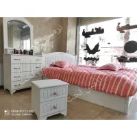 تخت خواب.     نیاز ** همه پسند