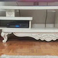 فروش میز تلویزیون در حد نو