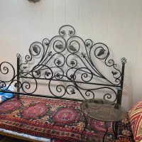 تخت دونفره فرفوژه همراه اینه و پاتختی|تخت و سرویس خواب|مشهد, راهنمایی|دیوار