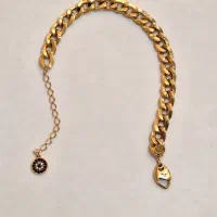 دستبند و انگشتر و گوشواره طلا