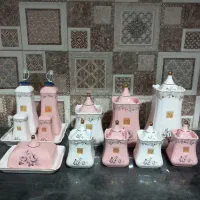 پا سماوری و صبحانه خوری