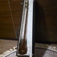 سه تار حرفه‌ای قدیمی