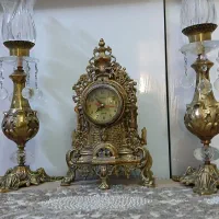 ساعت و شمعدان دکوری