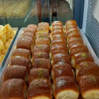 شیرینی مستقیم از تولیدی کیلویی۲۴۰