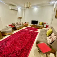 فرش  قرمز لاکی