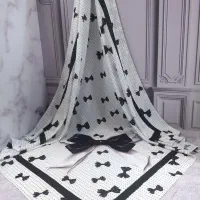 روسری طرح پاپیون خالدار