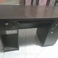میز اداری کاملا تازه با چوب ام دی اف